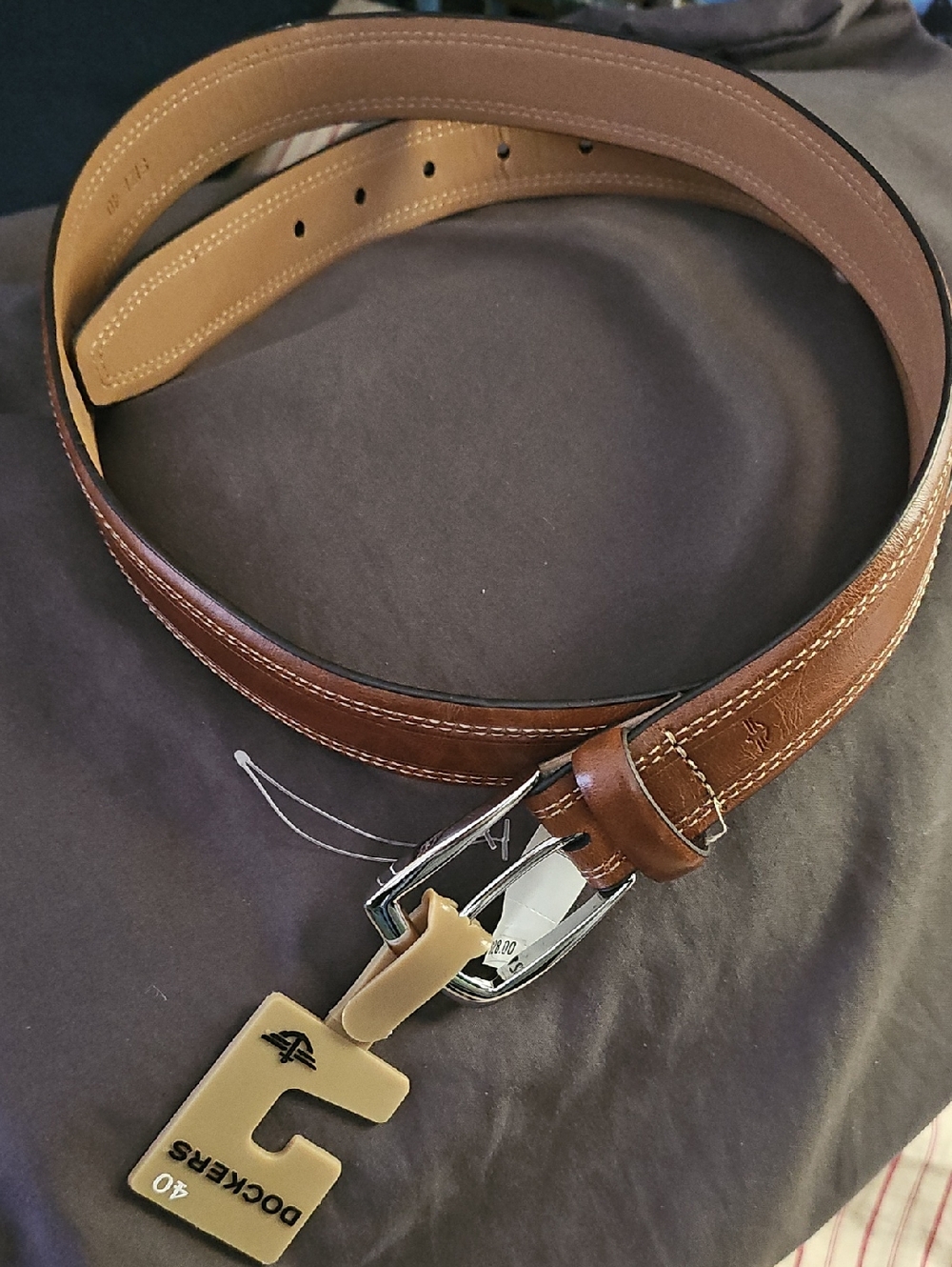 Dockers Brown Leather Belt with Polished Silver Buckle Size 40